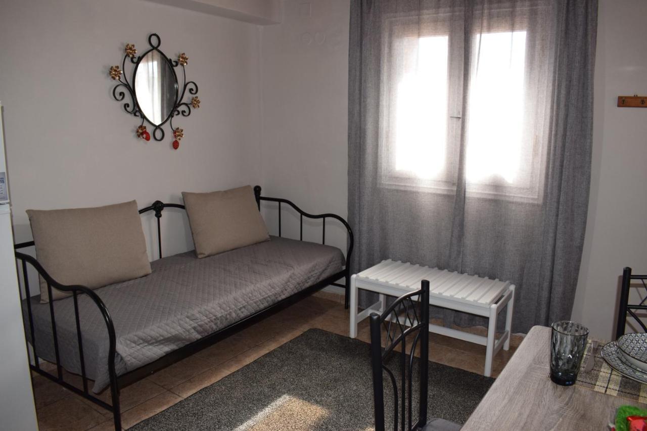 Christina's House Apartment Alepou